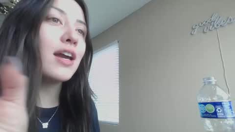 Jasmine online show from December 2, 5:37 pm