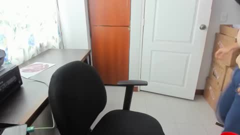 Ela online show from October 21, 4:11 pm