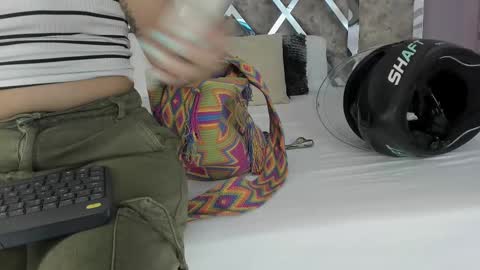     online show from February 28, 11:03 am