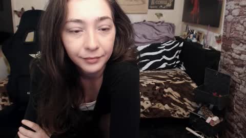 Glamourhottie online show from March 9, 9:45 am