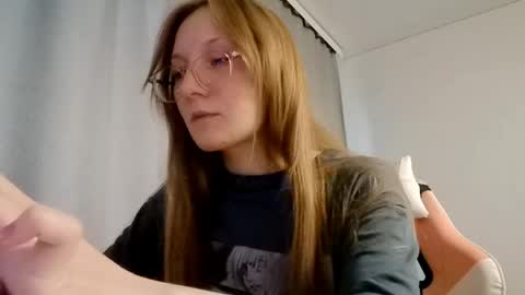 Juliet online show from May 14, 3:29 pm