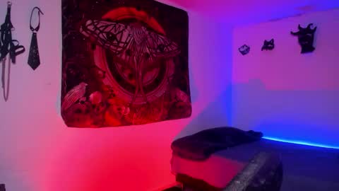 NYX online show from March 10, 10:58 pm