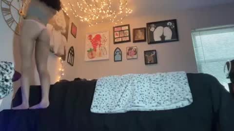 Snapshot of globberton chatting on February 27, 8:20 pm Baby Bimbo online show from February 27, 8:20 pm