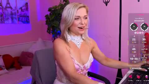 Gloria online show from July 21, 11:00 am