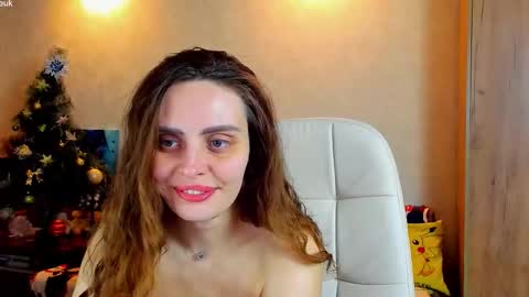 Gloria Wood online show from January 13, 6:23 pm