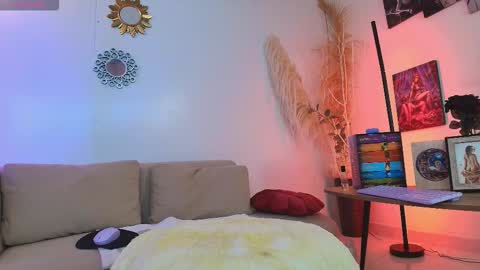 Victoria Ocaso online show from October 20, 3:04 pm