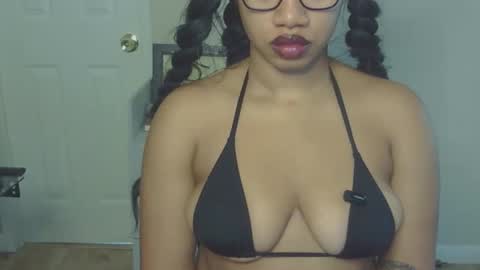 Goddess Daisy Sky online show from October 16, 7:05 pm