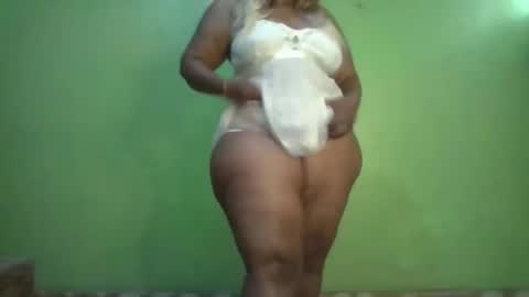 Snapshot of goddessebon chatting on September 15, 8:11 am shasha big online show from September 15, 8:11 am