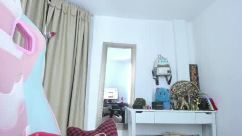 Goddess Jessica and slave Roger online show from December 4, 5:32 am