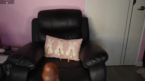 hart online show from May 18, 4:07 am
