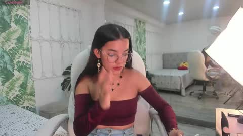 golden_muse online show from February 21, 12:39 pm