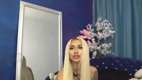 Snapshot of goldenamberx chatting on September 17, 7:23 pm GoldenAmberX online show from September 17, 7:23 pm