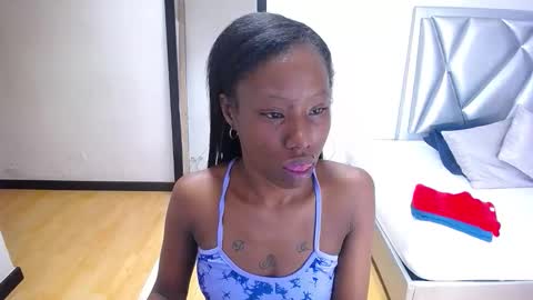 goldenn_ass1 online show from November 11, 3:24 am