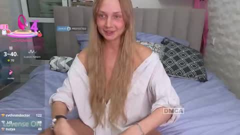 goodgirl0024 online show from October 10, 8:58 pm