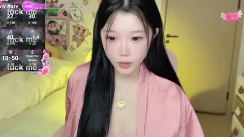 Snapshot of gorgeous_girl33 chatting on October 4, 5:57 am gorgeous girl33 online show from October 4, 5:57 am