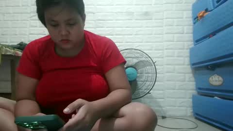 gorgeousselenaxx online show from January 4, 7:03 am