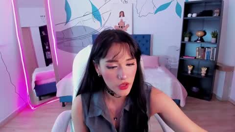 Alice online show from November 21, 7:38 pm