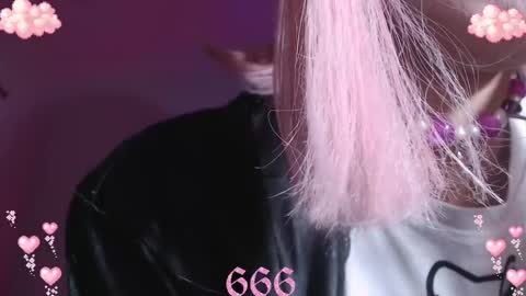        online show from April 3, 8:23 am