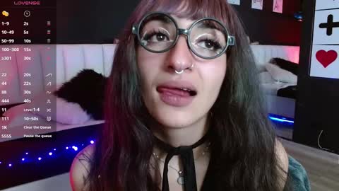 Meredith Alessandra online show from November 13, 5:50 am