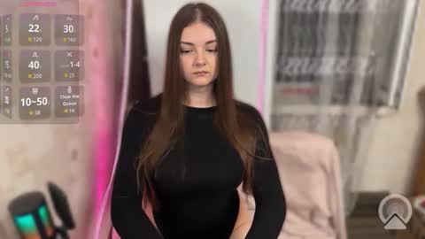 Grace Brown online show from May 7, 10:24 pm