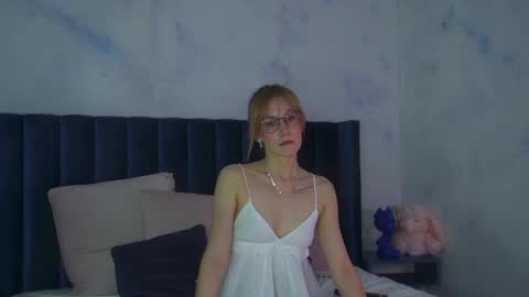 Grace online show from June 2, 4:13 am