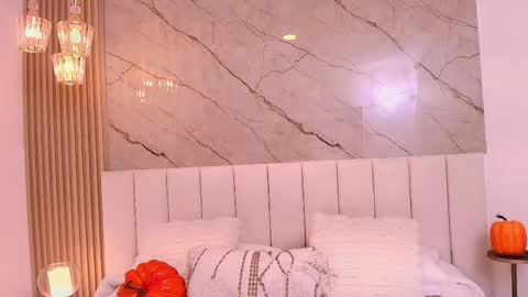 Grace  online show from October 22, 1:38 pm