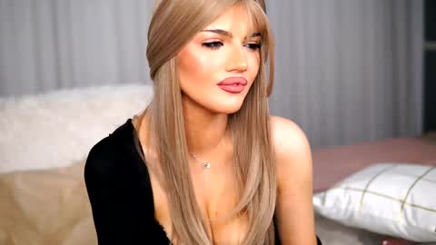 Snapshot of gracianelee chatting on December 24, 4:55 am Grace online show from December 24, 4:55 am