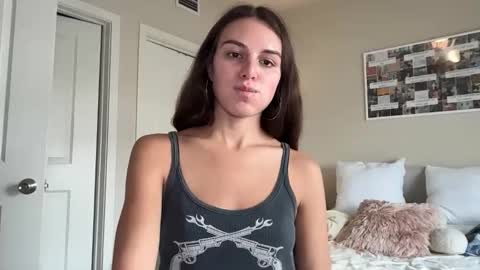 Gracie Smith online show from June 5, 6:36 pm