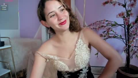 Greeicy online show from May 6, 7:40 pm