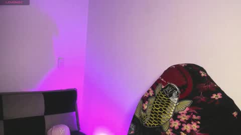 Snapshot of gwenhazel chatting on October 16, 11:46 am gwenhazel online show from October 16, 11:46 am