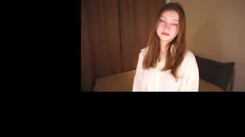 Molly online show from April 14, 4:45 am