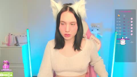 Snapshot of gylaxie chatting on February 28, 9:04 am online show from February 28, 9:04 am