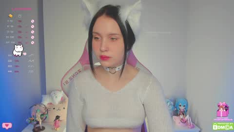 Snapshot of gylaxie chatting on December 17, 2:33 am online show from December 17, 2:33 am