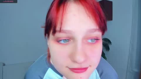 Chloe online show from November 15, 6:53 pm