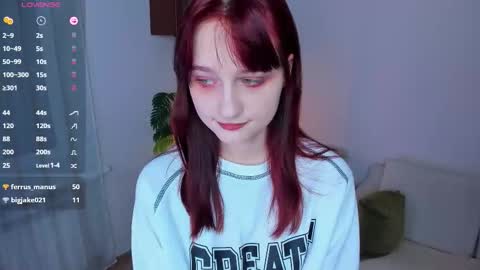 Chloe online show from January 13, 9:30 pm