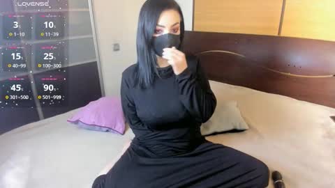 Linda online show from November 10, 3:23 am