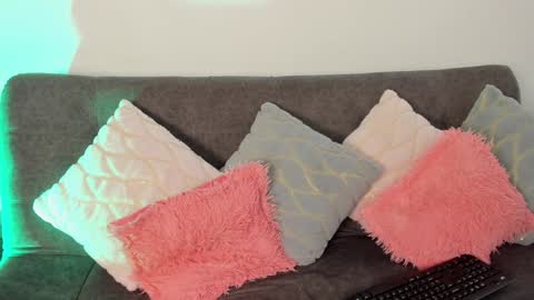 Hailee online show from December 28, 3:04 pm