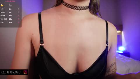 Hailey online show from December 15, 4:45 pm