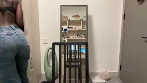 hailey_26 online show from December 22, 8:17 am