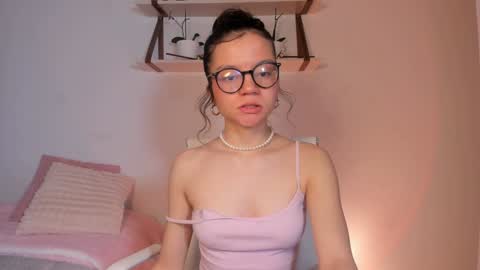 Hailey online show from January 15, 1:45 am