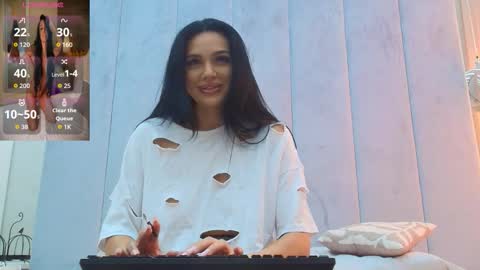 Snapshot of hailey_joy chatting on October 22, 6:51 am Hailey online show from October 22, 6:51 am