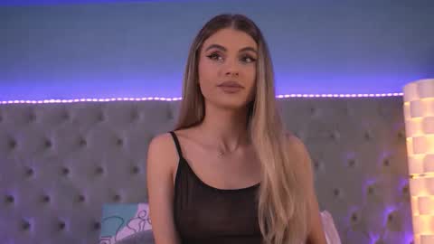 Hailey online show from October 6, 6:52 am