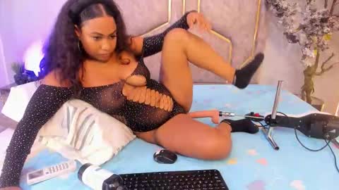 haileysans online show from March 11, 11:03 am