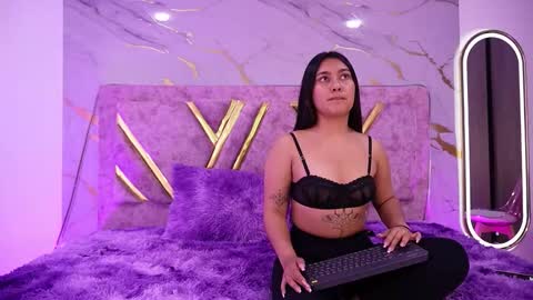 haileyy_fox online show from December 1, 12:52 pm