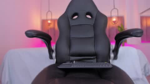 Haily online show from February 22, 9:05 pm