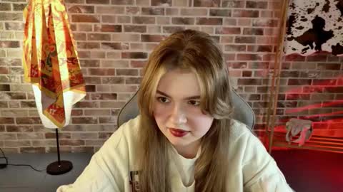 Snapshot of haleysun chatting on October 14, 1:46 pm HaleySun online show from October 14, 1:46 pm