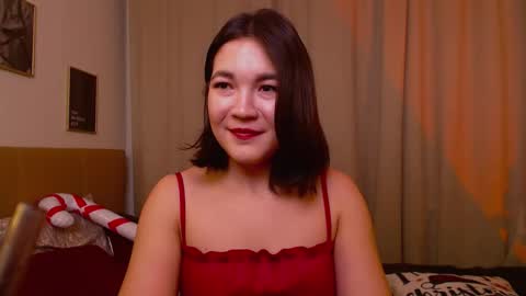 Mary online show from December 18, 2:33 pm