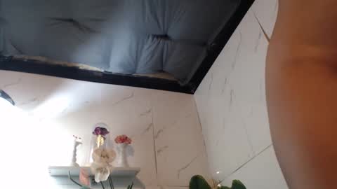 hana_soojin online show from February 7, 8:45 pm