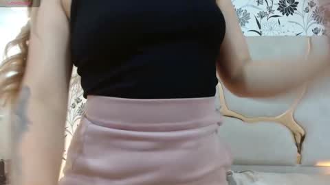 Snapshot of hanaa_tay chatting on September 20, 1:09 pm hanaa_tay online show from September 20, 1:09 pm