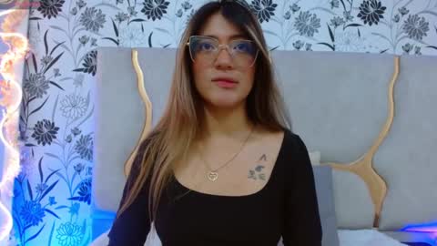 Snapshot of hanaa_tay chatting on September 17, 12:58 pm hanaa_tay online show from September 17, 12:58 pm